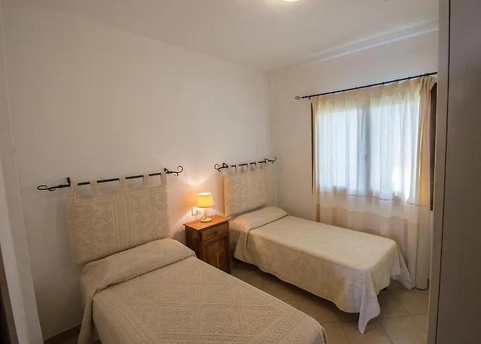 Caposchiera 400 Metri Dal Mare